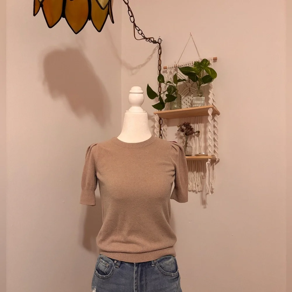 Short-Sleeve Puff Shoulder Knit Top in Beige - Picture 4 of 4